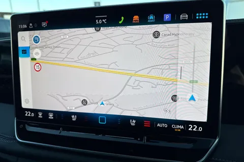 KN25VSK Volkswagen Tiguan 1.5 TSI 272 eHybrid R-Line 5dr DSG ⭐Full Leather with climate & massage sea Thumbnail #18