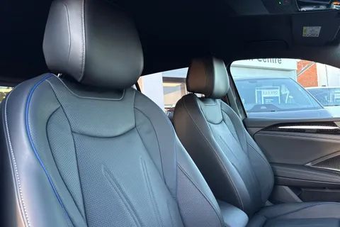 KN25VSK Volkswagen Tiguan 1.5 TSI 272 eHybrid R-Line 5dr DSG ⭐Full Leather with climate & massage sea Thumbnail #25