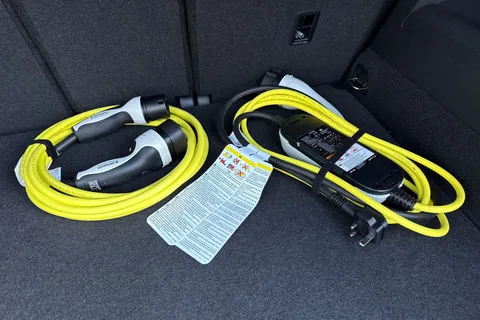 KN25VSK Volkswagen Tiguan 1.5 TSI 272 eHybrid R-Line 5dr DSG ⭐Full Leather with climate & massage sea Thumbnail #27