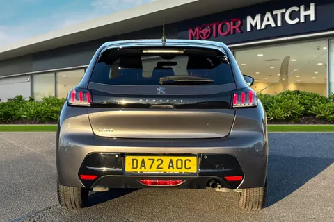 DA72AOC PEUGEOT 208 1.2 PureTech Allure Premium + Euro 6 (s/s) 5dr Thumbnail #5