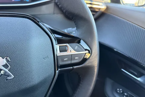 DA72AOC PEUGEOT 208 1.2 PureTech Allure Premium + Euro 6 (s/s) 5dr Thumbnail #38