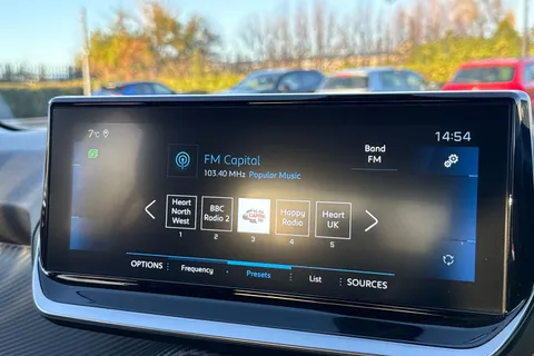 DA72AOC PEUGEOT 208 1.2 PureTech Allure Premium + Euro 6 (s/s) 5dr Thumbnail #46