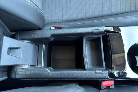 DA72AOC PEUGEOT 208 1.2 PureTech Allure Premium + Euro 6 (s/s) 5dr Thumbnail #62