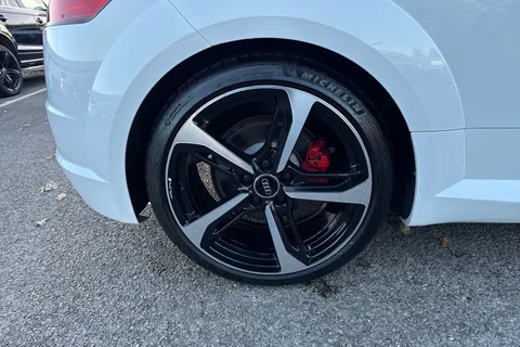 22 of 51 for Audi TT Coup- Black Edition 2.0 TFSI quattro 230 PS S tronic