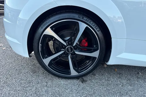 24 of 51 for Audi TT Coup- Black Edition 2.0 TFSI quattro 230 PS S tronic