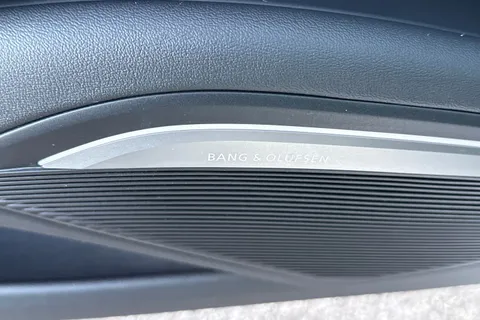 26 of 51 for Audi TT Coup- Black Edition 2.0 TFSI quattro 230 PS S tronic