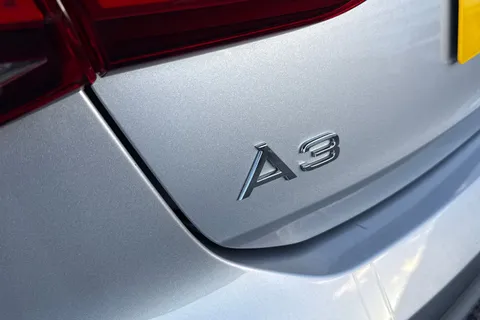 YB24XGW Audi A3 1.0 TFSI 30 Sport Sportback Euro 6 (s/s) 5dr Thumbnail #31