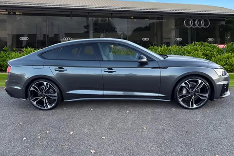 DA73OMH Audi A5 Black Edition 40 TFSI 204 PS S tronic Thumbnail #4