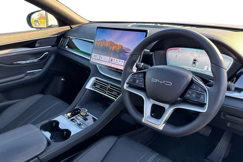 DG75WNE BYD Seal U 1.5 DM-i 26.6kWh Comfort CVT Auto Euro 6 (s/s) 5dr Thumbnail #8