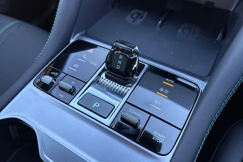 DG75WNE BYD Seal U 1.5 DM-i 26.6kWh Comfort CVT Auto Euro 6 (s/s) 5dr Thumbnail #20