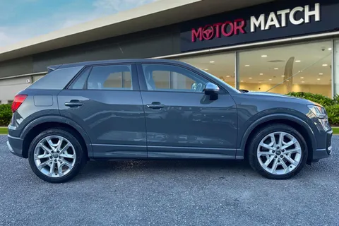 NM19EBD Audi SQ2 2.0 TFSI S Tronic quattro Euro 6 (s/s) 5dr Thumbnail #4