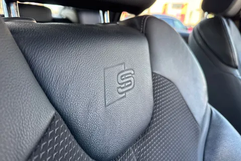 NM19EBD Audi SQ2 2.0 TFSI S Tronic quattro Euro 6 (s/s) 5dr Thumbnail #31