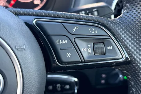 NM19EBD Audi SQ2 2.0 TFSI S Tronic quattro Euro 6 (s/s) 5dr Thumbnail #34