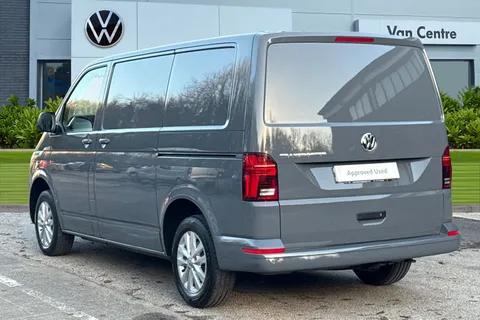 PK74OAA Volkswagen Transporter T28 Panel van Highline SWB 110 PS 2.0 TDI 5sp Manual Thumbnail #3