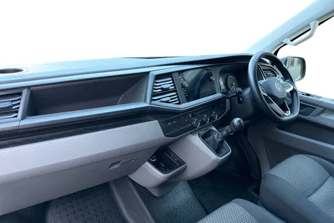 PK74OAA Volkswagen Transporter T28 Panel van Highline SWB 110 PS 2.0 TDI 5sp Manual Thumbnail #16