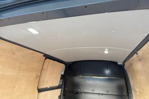 PK74OAA Volkswagen Transporter T28 Panel van Highline SWB 110 PS 2.0 TDI 5sp Manual Thumbnail #43