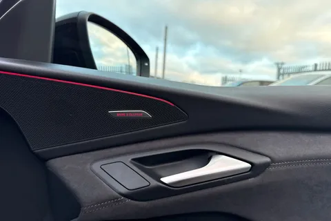 KY25EDK Audi Sq6 E-Tron SQ6 Sportback Edition 1 e-tron 360,00 kW Thumbnail #22