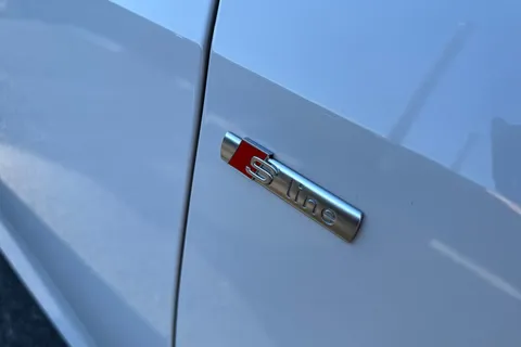 KW23TDO Audi A8 Black Edition 50 TDI quattro 286 PS tiptronic Thumbnail #28