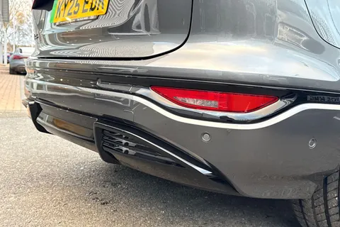 KY25EDK Audi Sq6 E-Tron SQ6 Sportback Edition 1 e-tron 360,00 kW Thumbnail #36