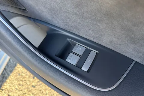 KW23TDO Audi A8 Black Edition 50 TDI quattro 286 PS tiptronic Thumbnail #42