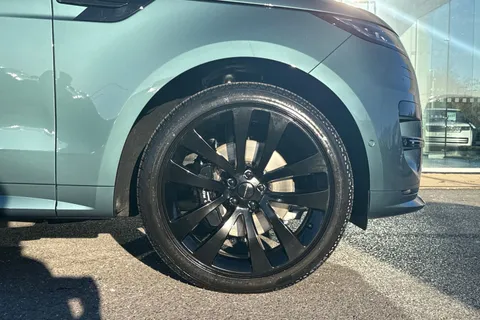  Land Rover Range Rover Sport 3.0 P460e 38.2kWh Dynamic SE Auto 4WD Euro 6 (s/s) 5dr Thumbnail #9