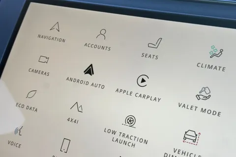  Land Rover Range Rover Sport 3.0 P460e 38.2kWh Dynamic SE Auto 4WD Euro 6 (s/s) 5dr Thumbnail #38