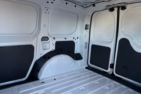 13 of 41 for Volkswagen Caddy 2.0TDI (102PS) C20 Cargo Commerce Plus PV