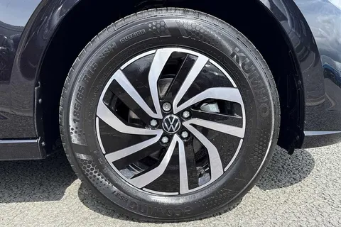 CX75KMK Volkswagen Polo 1.0 TSI Life 5dr Thumbnail #7