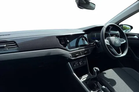 CX75KMK Volkswagen Polo 1.0 TSI Life 5dr Thumbnail #9