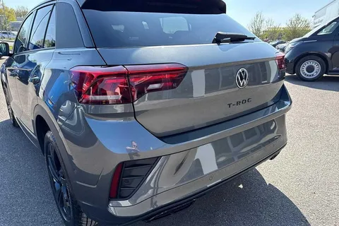 CX75KOB Volkswagen T-Roc 2.0 TDI 150 EVO R-Line 5dr DSG ⭐Black Design Pack⭐ Thumbnail #16