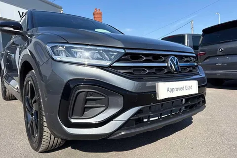 CX75KOB Volkswagen T-Roc 2.0 TDI 150 EVO R-Line 5dr DSG ⭐Black Design Pack⭐ Thumbnail #17