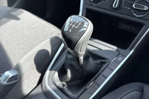 CX75KMK Volkswagen Polo 1.0 TSI Life 5dr Thumbnail #20