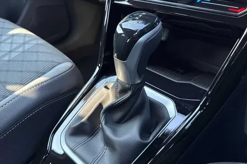 CX75KOB Volkswagen T-Roc 2.0 TDI 150 EVO R-Line 5dr DSG ⭐Black Design Pack⭐ Thumbnail #20