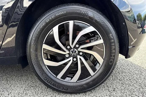 CX75KMK Volkswagen Polo 1.0 TSI Life 5dr Thumbnail #23