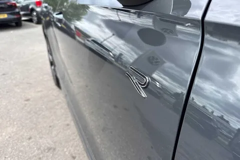 CY25ECD Volkswagen Tiguan 2.0 TDI R-Line 5dr DSG ⭐Winter pack with heated outer rear seats⭐ Thumbnail #29