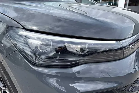 CY25ECD Volkswagen Tiguan 2.0 TDI R-Line 5dr DSG ⭐Winter pack with heated outer rear seats⭐ Thumbnail #30