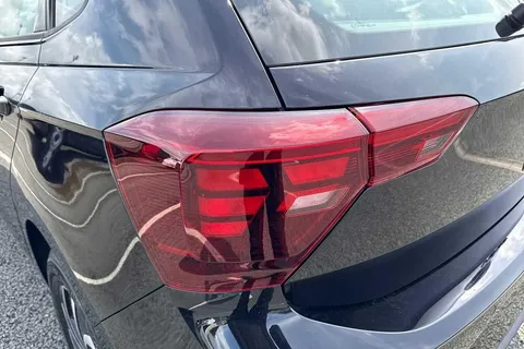 CX75KMK Volkswagen Polo 1.0 TSI Life 5dr Thumbnail #29