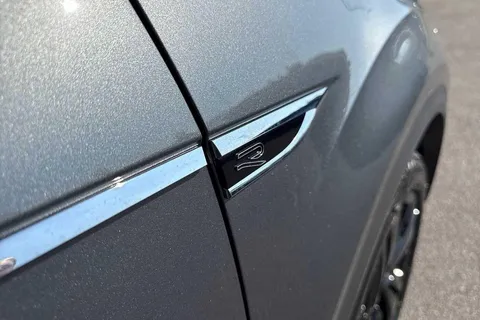 CX75KOB Volkswagen T-Roc 2.0 TDI 150 EVO R-Line 5dr DSG ⭐Black Design Pack⭐ Thumbnail #29