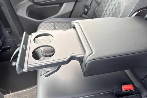 CY25ECD Volkswagen Tiguan 2.0 TDI R-Line 5dr DSG ⭐Winter pack with heated outer rear seats⭐ Thumbnail #37