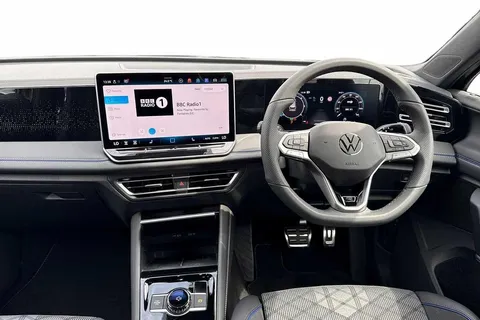 CY25ABF Volkswagen Tiguan 2.0 TDI R-Line 5dr DSG Thumbnail #14