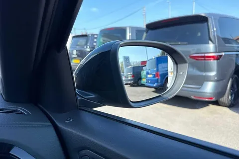 CX75KOB Volkswagen T-Roc 2.0 TDI 150 EVO R-Line 5dr DSG ⭐Black Design Pack⭐ Thumbnail #38