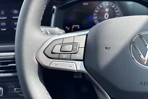 CX75KMK Volkswagen Polo 1.0 TSI Life 5dr Thumbnail #41