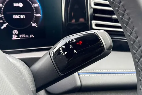 CY25ABF Volkswagen Tiguan 2.0 TDI R-Line 5dr DSG Thumbnail #21