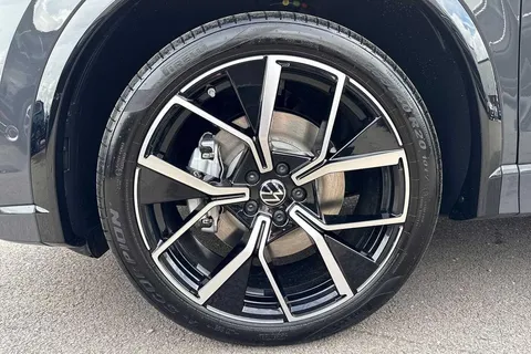 CY25ABF Volkswagen Tiguan 2.0 TDI R-Line 5dr DSG Thumbnail #24
