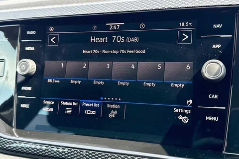 CX75KMK Volkswagen Polo 1.0 TSI Life 5dr Thumbnail #44