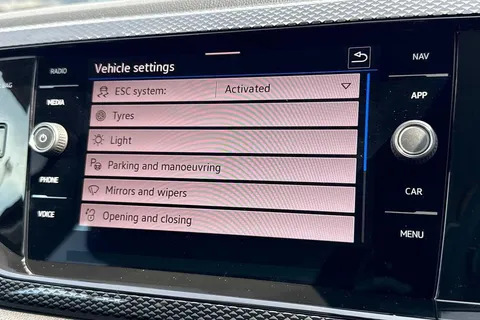 CX75KMK Volkswagen Polo 1.0 TSI Life 5dr Thumbnail #49