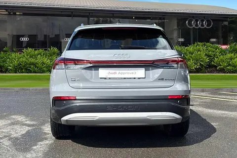 LR74WFH Audi Q4 e-tron 210kW 45 82kWh Sport 5dr Auto [Leather] Thumbnail #9