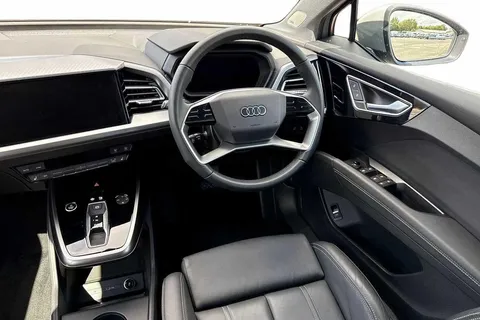 LR74WFH Audi Q4 e-tron 210kW 45 82kWh Sport 5dr Auto [Leather] Thumbnail #14