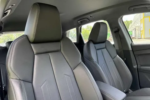 LR74WFH Audi Q4 e-tron 210kW 45 82kWh Sport 5dr Auto [Leather] Thumbnail #22