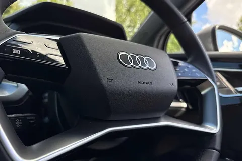 LR74WFH Audi Q4 e-tron 210kW 45 82kWh Sport 5dr Auto [Leather] Thumbnail #54